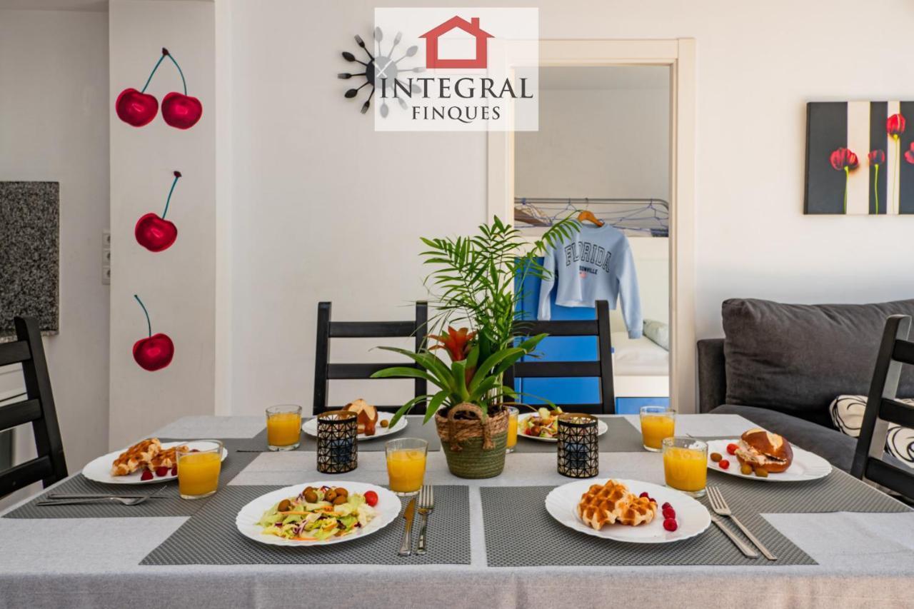 Charlie Chaplin Apartman Palamós Kültér fotó